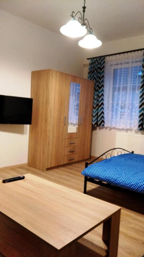 Apartmany Kukacci Hnizdo Benesov nad Ploucnici エクステリア 写真