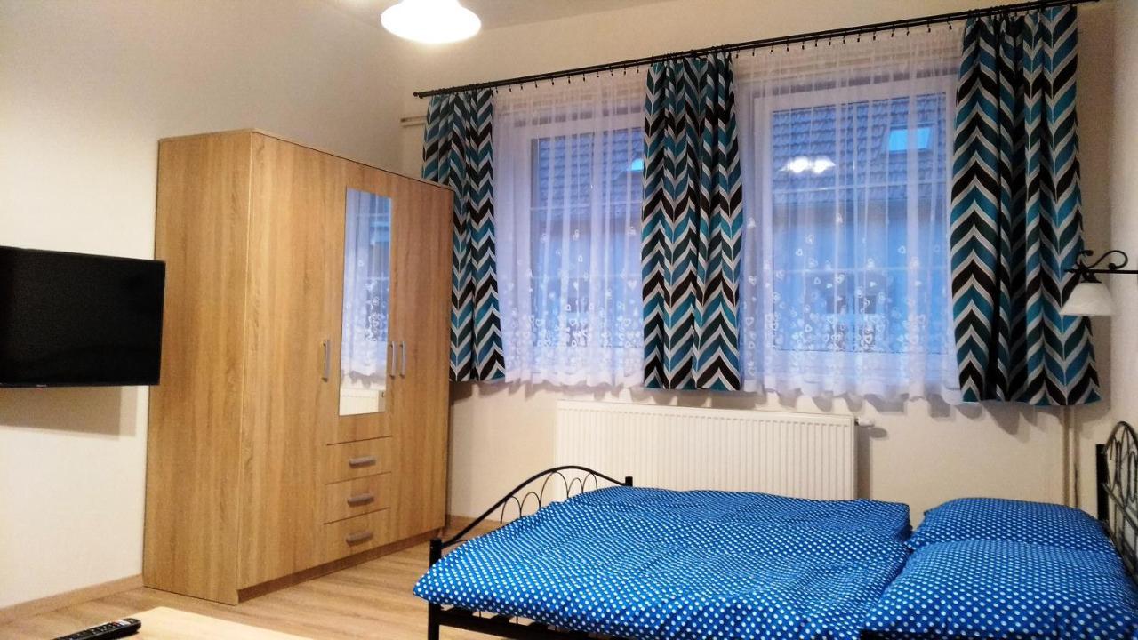 Apartmany Kukacci Hnizdo Benesov nad Ploucnici エクステリア 写真