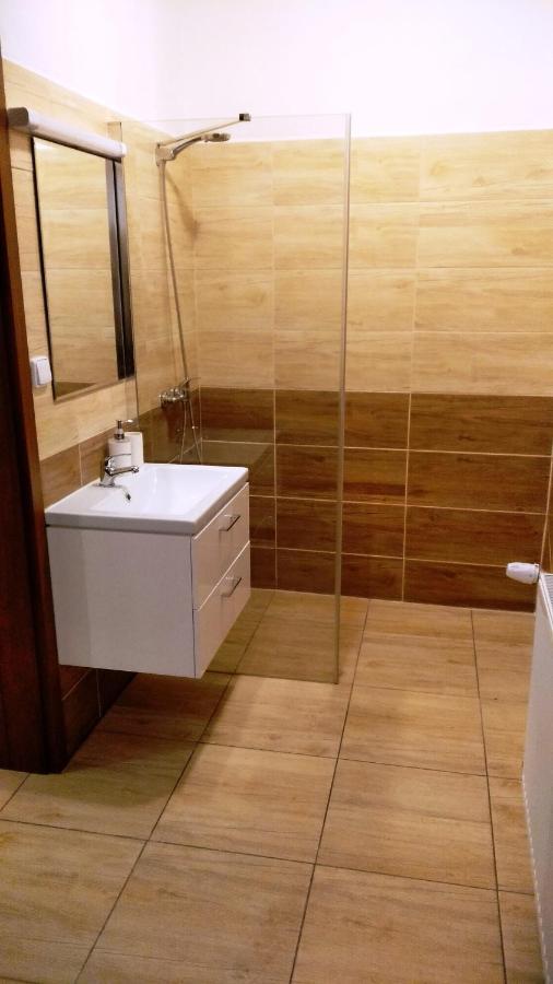 Apartmany Kukacci Hnizdo Benesov nad Ploucnici エクステリア 写真